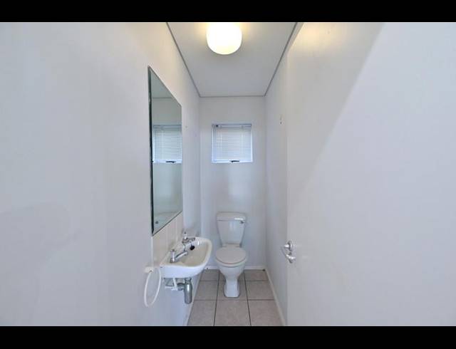 3 BEDROOM PROPERTY TO RENT IN DOLPHIN BEACH